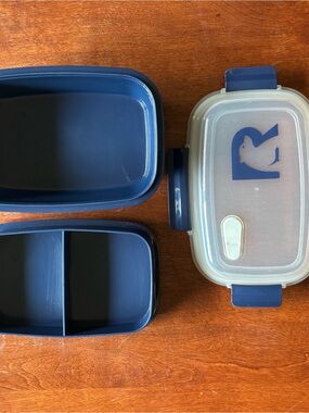 RTIC 3-Compartment Lunch Container navy blue